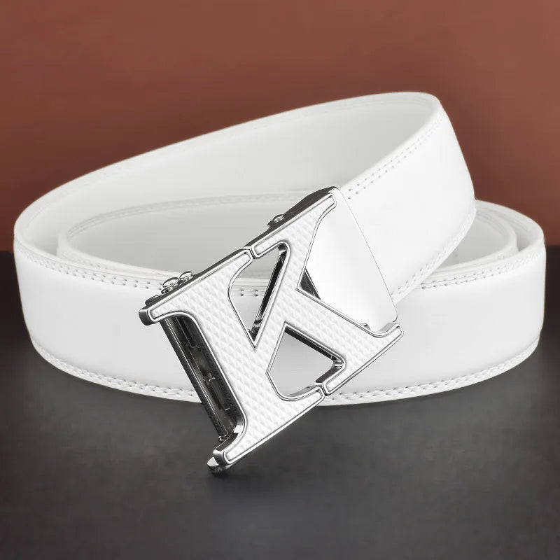 Lettre k de haute qualité Ceinture en cuir blanc Hommes Designers Luxe Jeunes hommes célèbres Marque en peau de vachette Jeans Mode décontractée Ceinture Homme